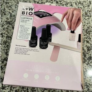 NIB . . .  L+W Bio Lustrous 10-in-1 Deluxe Polish Set